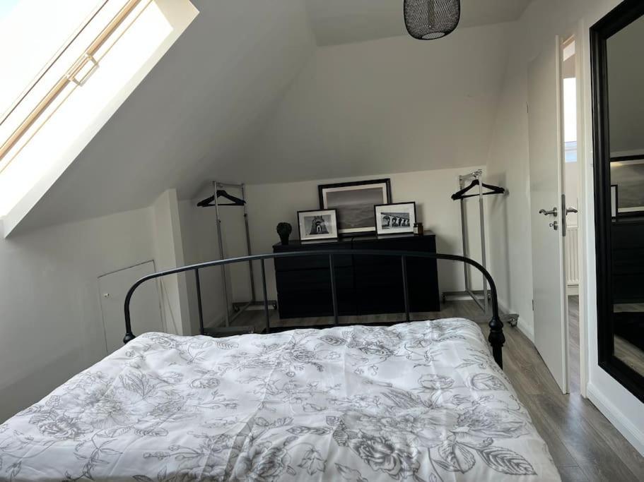 5Minuten Von Der City Entfernte Wohnung Mit Parkpl บีเลอเฟล์ด ภายนอก รูปภาพ